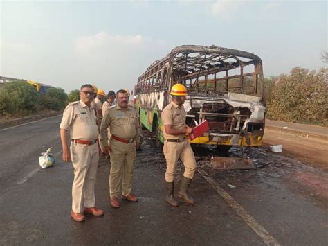 Bus Running On The Highway Caught Fire At Belgaum Hukkeri Karnataka द