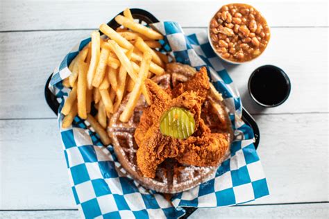 Palmer's Hot Chicken opens in Hillside Village Oct. 19