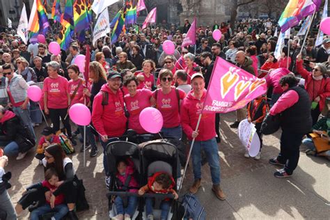 La Cedu Sui Figli Delle Coppie Gay Decide L Italia La Ministra Roccella Ora Una Sanatoria