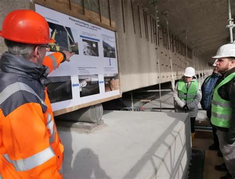 Salierbrücke Speyer Rund 120 Teilnehmer bei Führungen über Baustelle