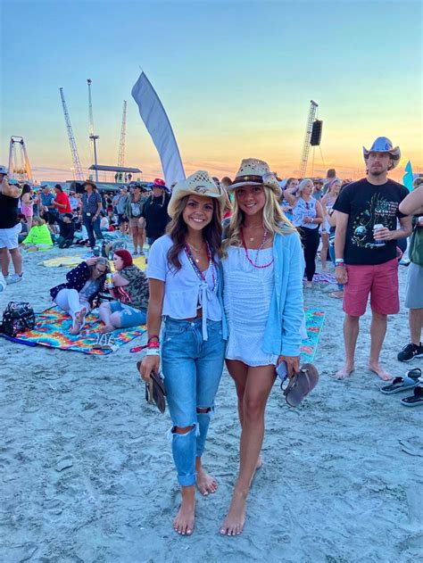 Barefoot Country Music Festival Country Music Festival Outfits