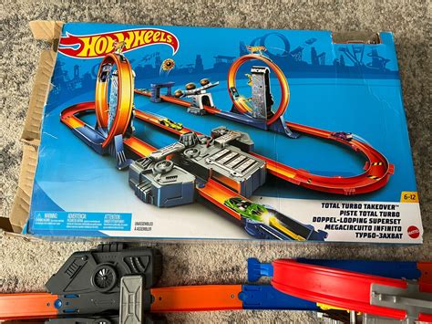Hot Wheels Track Builder Total Turbo Takeover Track Set
