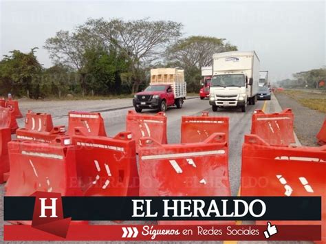 El Heraldo De Tuxpan Pobladores Paralizan Actividades Y Bloquean