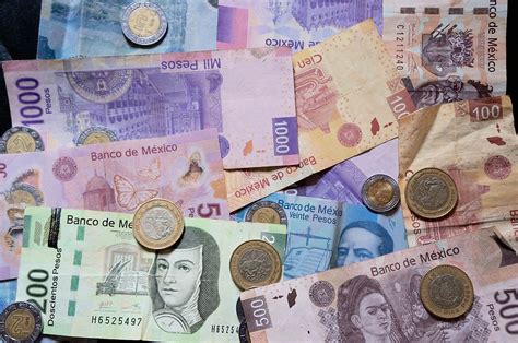 What Currency Is Used In Mexico Should You Bring Cash Or Cards