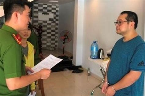 Thuê gái trẻ đóng phim sex 5 người Trung Quốc bị bắt cùng phiên dịch Báo Công An Nhân Dân