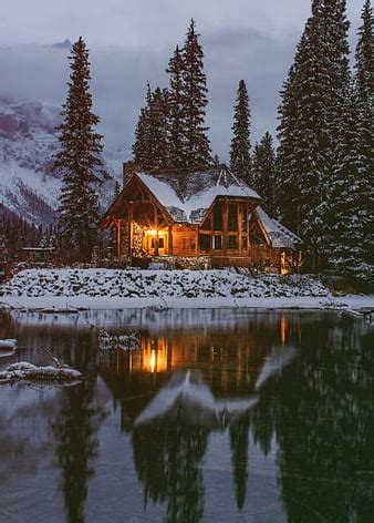 Log Cabin Mountain Scenery Wallpaper