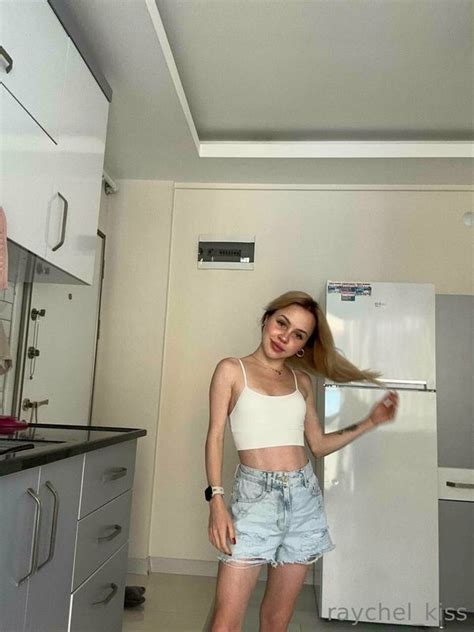 Julia Raychel Kiss Nude Leaks OnlyFans OnlyFans Fapellino