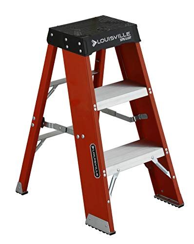 6 Best Heavy-Duty Step Ladders For Maximum Safety | Durability Matters