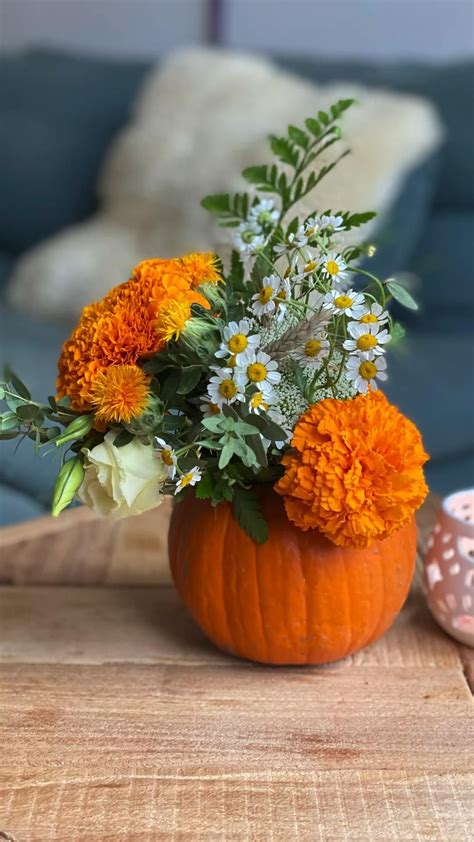 Fall In Love How To Make Mini Pumpkin Floral Arrangements Artofit