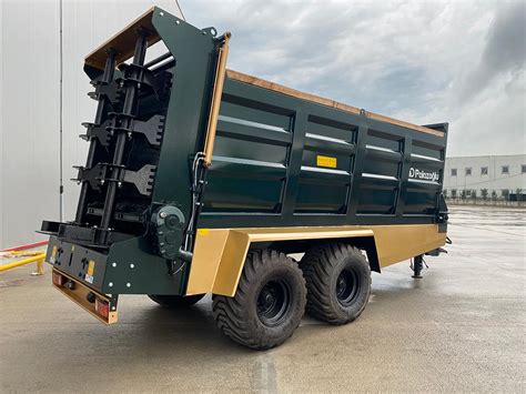 Tandem Axle Manure Spreader Palaz Trailer