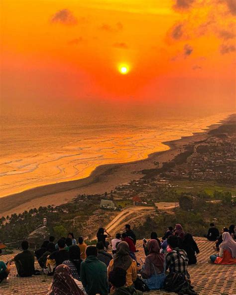 Wisata Dataran Tinggi Di Yogyakarta Dengan View Sunset Memukau