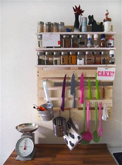 DIY Pallet Kitchen Shelf Tutorial