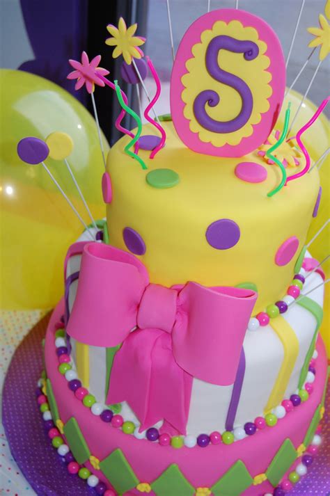 Pink Bow Girl Birthday Cake - CakeCentral.com