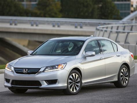 Honda Accord Hybrid The Green Car Of The Year Atracción360