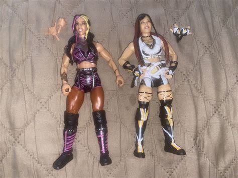 Iyo Sky Dakota Kai WWE Mattel Elite Wrestling Action Figure Lot Damage