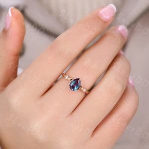 Dainty Alexandrite Engagement Ring Pear Alexandrit Ring Set K Rose