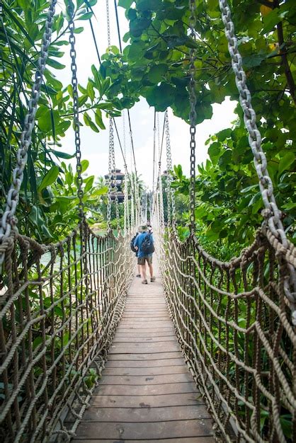 Una Hermosa Vista De La Isla De Sentosa En Singapur Foto Premium