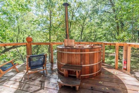 Best Treehouse Cabins With Hot Tub In Arkansas Top Treehouses