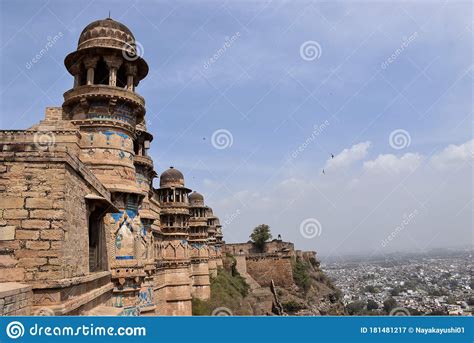 Palacio Singh De Gwalior Fort Fotografía Editorial Imagen De Torre