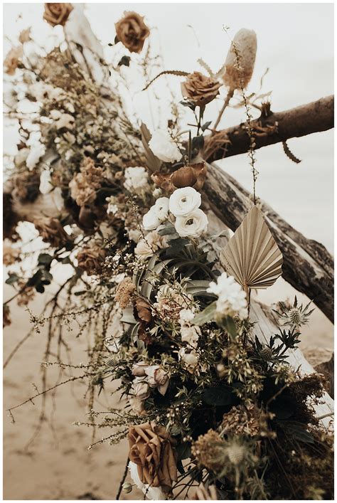 Dreamy Boho West Coast Same Sex Elopement Hug Point State Park OR Emmahalet