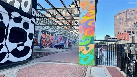 Richmond Canal Walk: A Mural-Filled Urban Hike