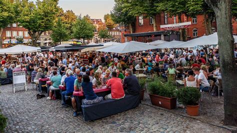 Weinfest Tourismus Service Fehmarn