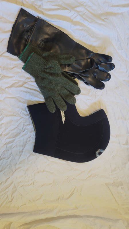 Closed Viking Drysuit With Hood And Gloves Scubaboard