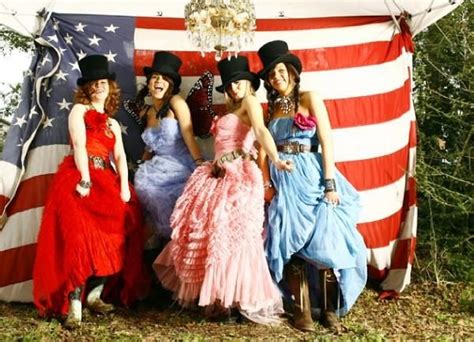 Pin On Junk Gypsy Prom Ideas