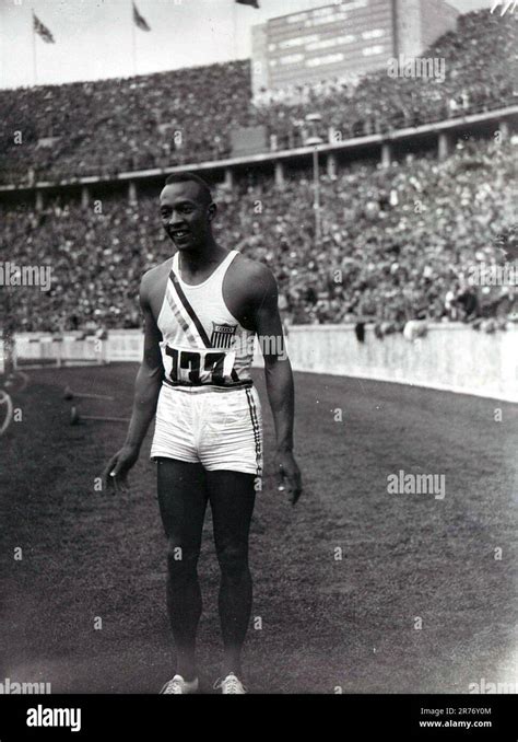 Photograph of Jesse Owens at the 1936 Olympics in Berlin, Germany Stock ...