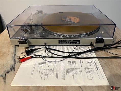 Technics Sl D Direct Drive Semi Auto Turntable Photo