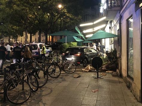 Vid O Angers Une Voiture Percute La Terrasse Dune Brasserie Place