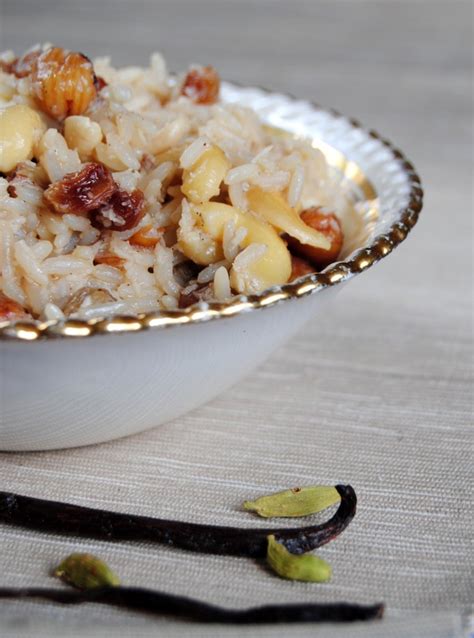 Sweet rice with raisins and nuts - The stories at the vegetarian table