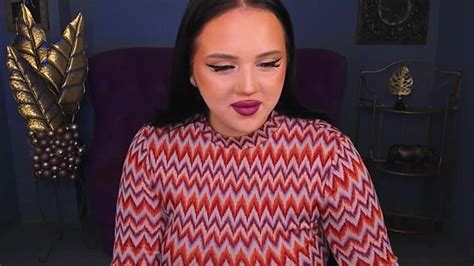 EdnaPrincess Cam Girl Free Live Sex Show By EdnaPrincess At MyHotCams Net