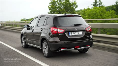 Suzuki SX4 S-Cross Review - autoevolution