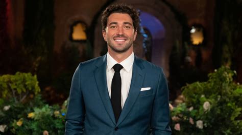 Who Does Joey Pick On 'The Bachelor'? His Winner Updates - Betches