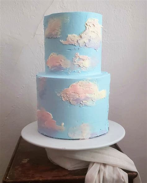 Buttercream Clouds Elopement Cake Rbaking