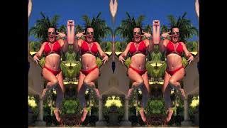 Hot Amy Freeze Bikini Pics