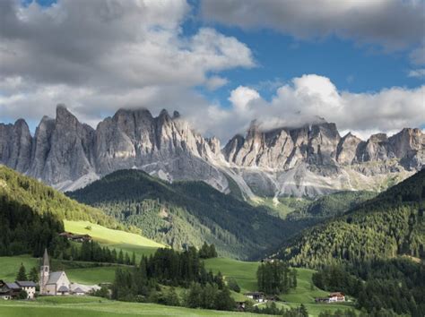 Dolomites Road Trip: A Perfect 7 Day Dolomites Itinerary - Eternal Arrival