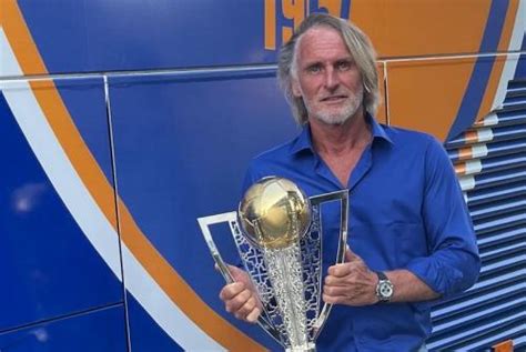 Dewa United Resmi Tunjuk Pelatih Asal Belanda Jan Olde Riekerink