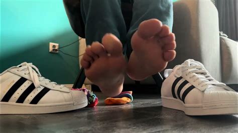 Adidas Superstar Shoeplay With Mismatched Ankle Socks Youtube