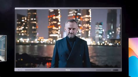 Клиенты увидят мир вашими глазами с коммерческими дисплеями Hisense ...