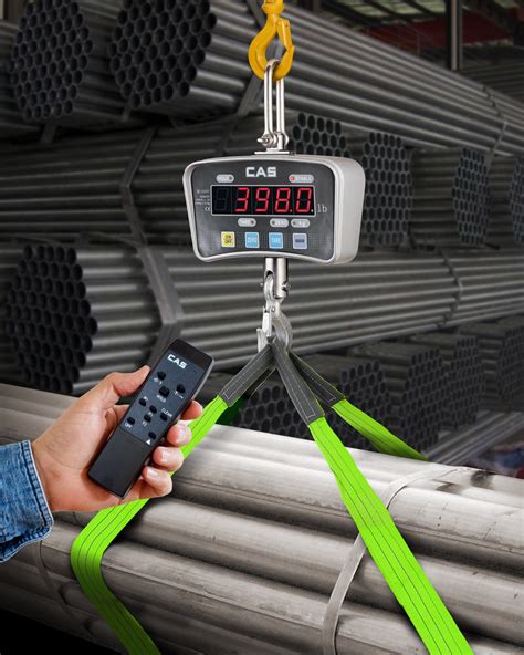 Digital Crane Scale Features Wireless Remote Control