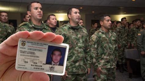 Para qué sirve y cómo tramitar la libreta militar en Colombia