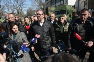 Vučić danas u Pambukovici razgovara s meštanima susretu prisustvuje i