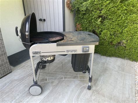 Gebrauchter Weber Holzkohlegrill Performer Kaufen Auf Ricardo