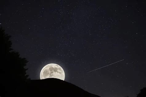 Notte Di San Lorenzo Dove E Quando Vedere Le Stelle Cadenti In Italia