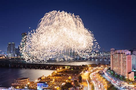 ㈜한화 서울세계불꽃축제에 협력사 초청 상생활동 확대 머니s