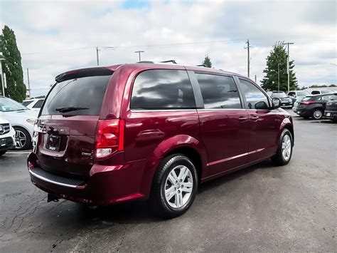 Pre Owned 2017 Dodge Grand Caravan Crew Van In Kitchener 39353a Mercedes Benz Kitchener Waterloo