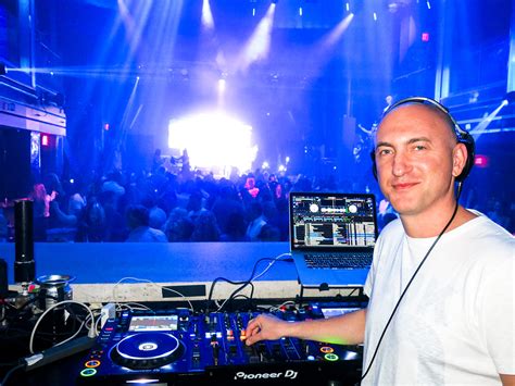 DJ PUSHKIN - Bringing Eastern European flavored dance music from