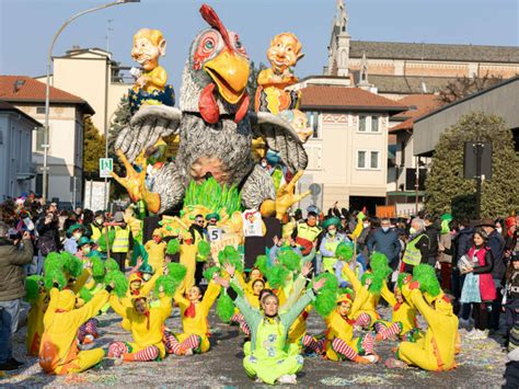 Amici Di Fecchio Loro Il Successo Del Carnevale Di Cant Tutte